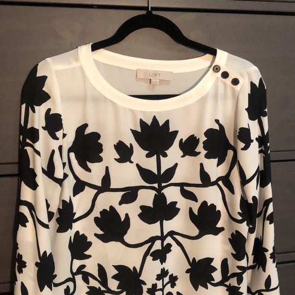 Black and white vintage throwback style LOFT blouse. XS - Picture 2 of 15
